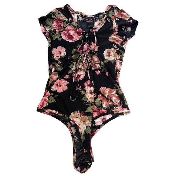 !!3 for $20!! Poly & Esther floral Bodysuit size X-small - Picture 1 of 3